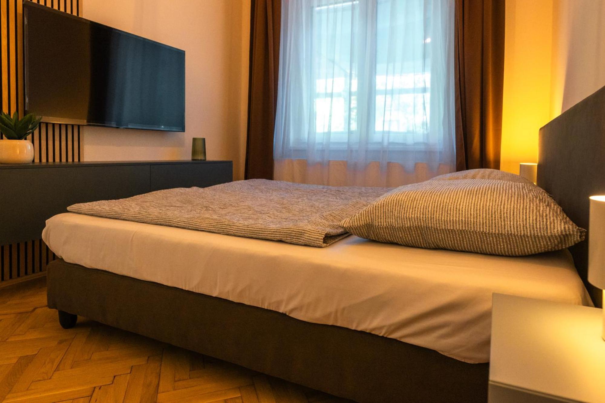 D6 Apartments Siófok Esterno foto